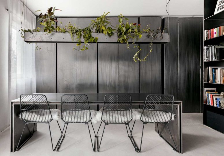 Tiny Open Layout Flat Clad With Aged Metal